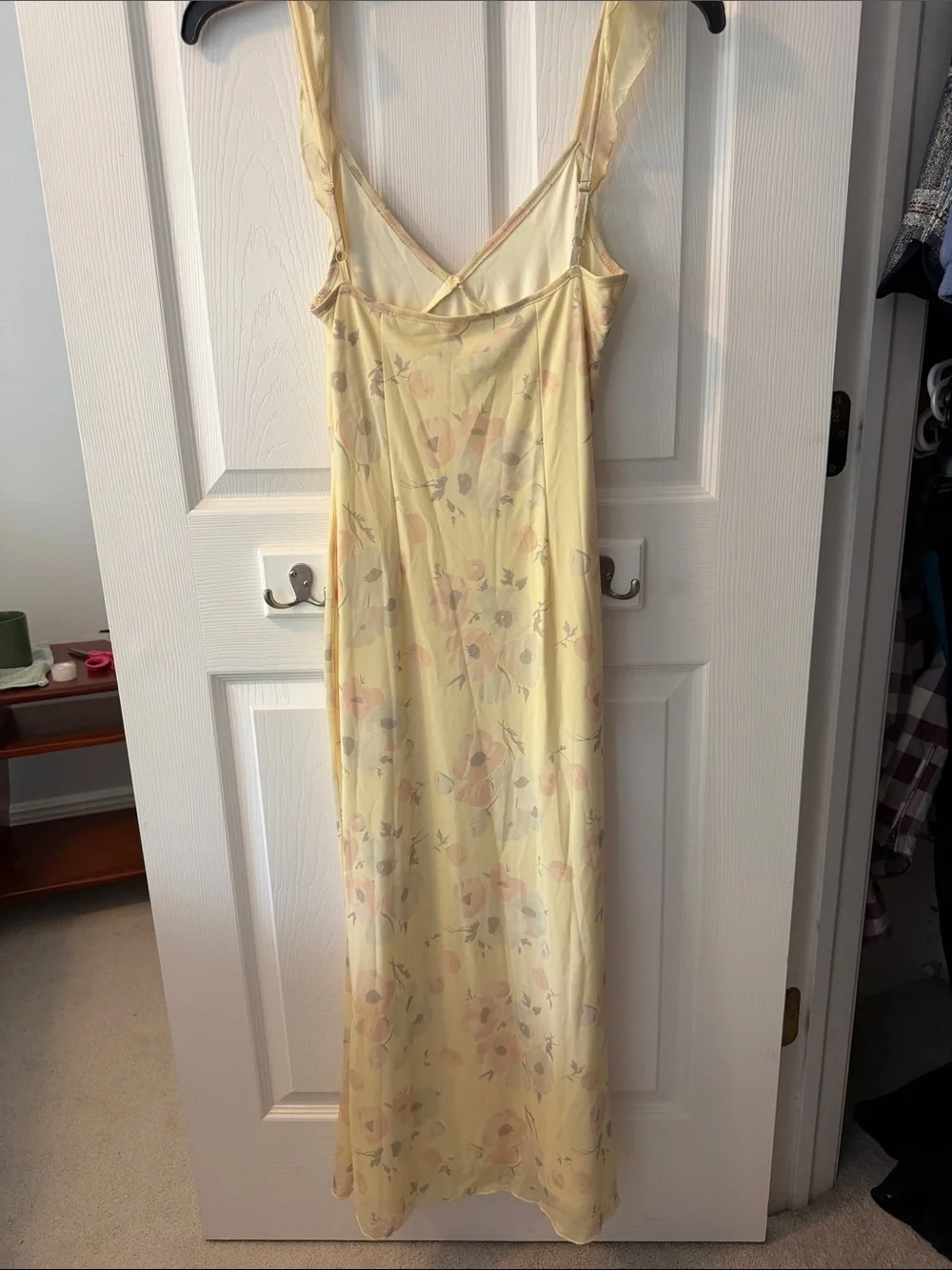 NWT in packaging- Yellow Floral Ruffle-Trim Dress Medium ( no brand) Amazon